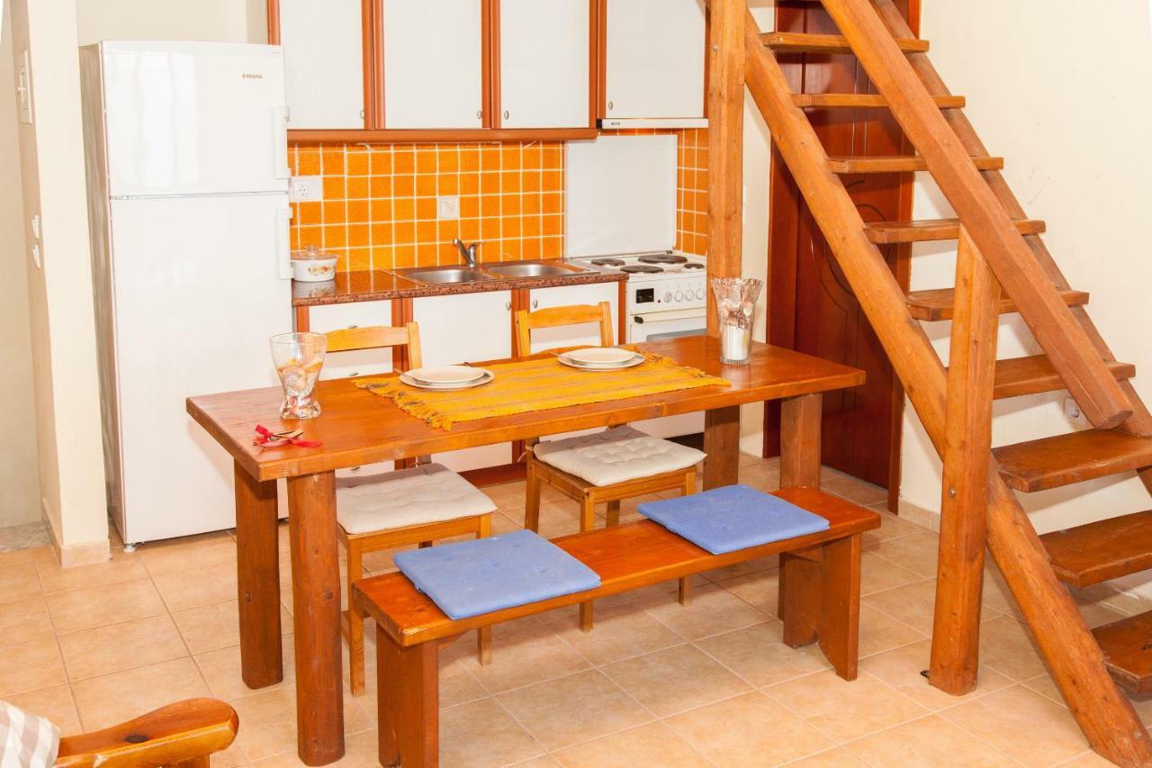 Karthean Villas Ioulis Bagian luar foto