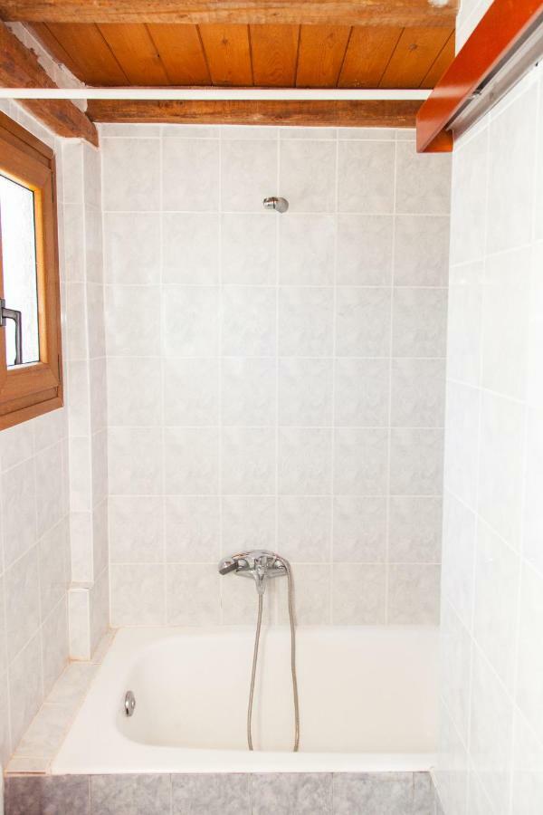 Karthean Villas Ioulis Bagian luar foto